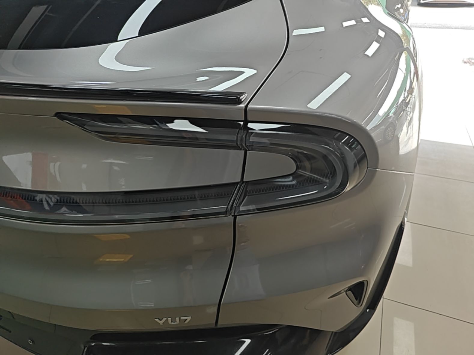 Xiaomi Auto YU7 2025 Ultra-Long Range All-Wheel Drive Pro Version — снимка 9