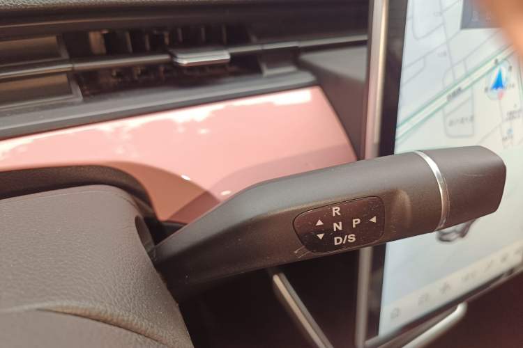 Used NETA V 2022 Chao 400 Lite Pink Custom Edition