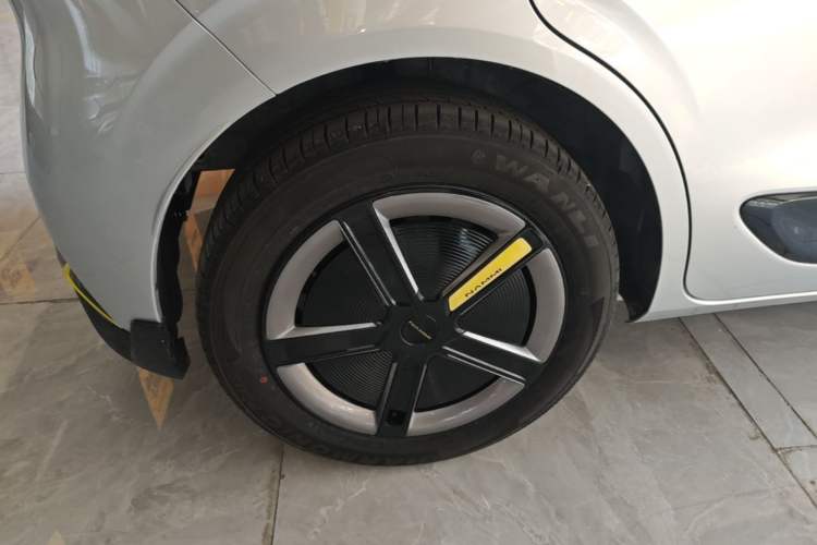 Used Dongfeng NAMMI 01 2024 Co-Creation Edition Co-Creation YOU Edition Right Rear Wheel Hub