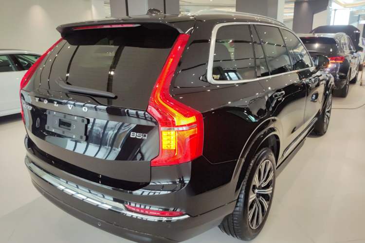 Used Volvo XC90 2024 B5 SmartDrive Luxury Edition 5 Seats