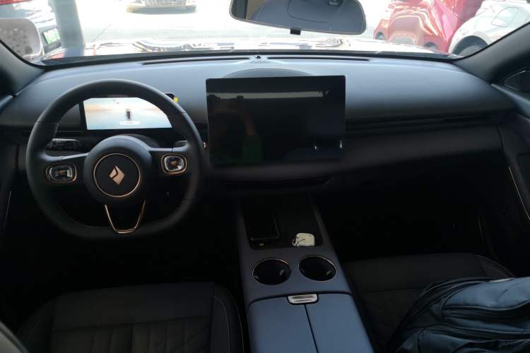 Used Baojun Enjoy 2025 Plug-in Hybrid 140km Luxury Edition
