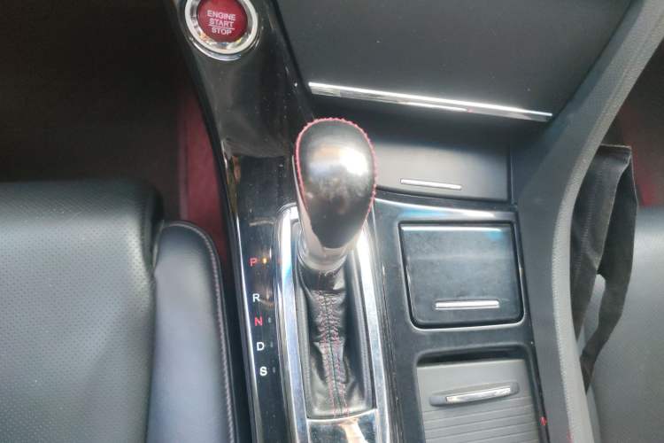 Used Honda Spirior 2015 2.4L Si
