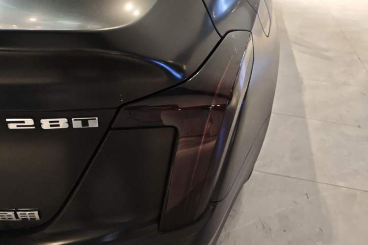 Used Cadillac CT5 2020 28T Luxury Version Right Rear Taillight