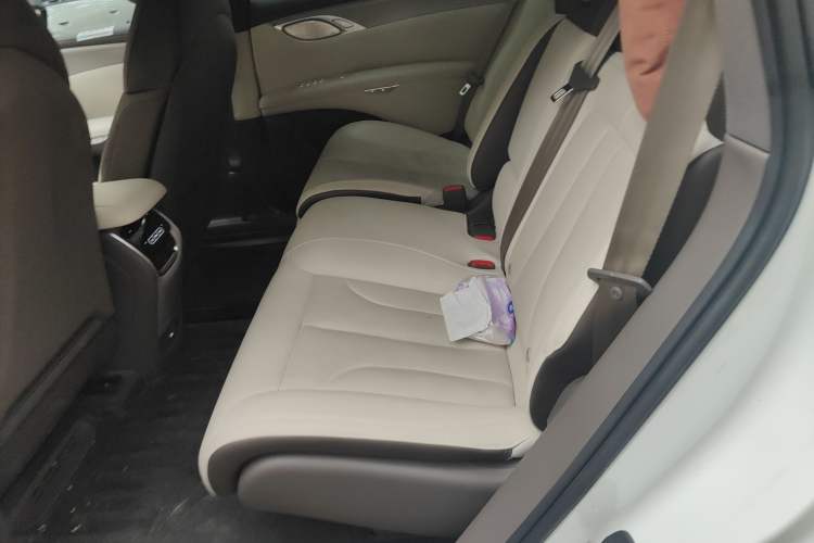 Used IM LS7 2023 100kWh Lux Rear-Drive Version
