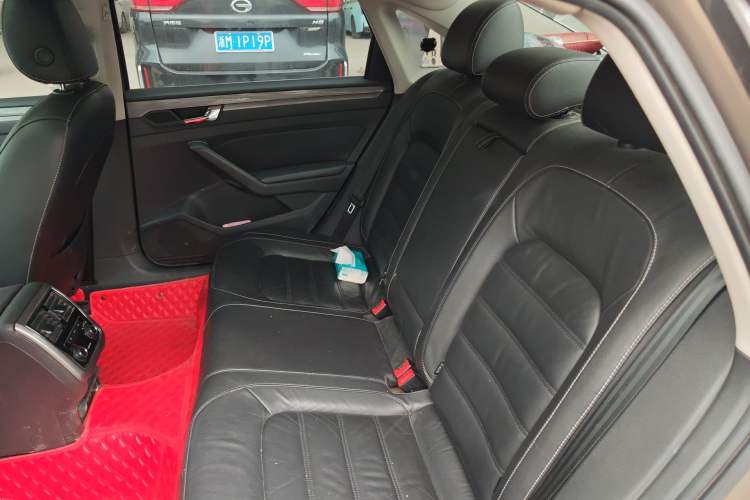 Used Volkswagen Passat 2016 330TSI DSG Luxury Edition
