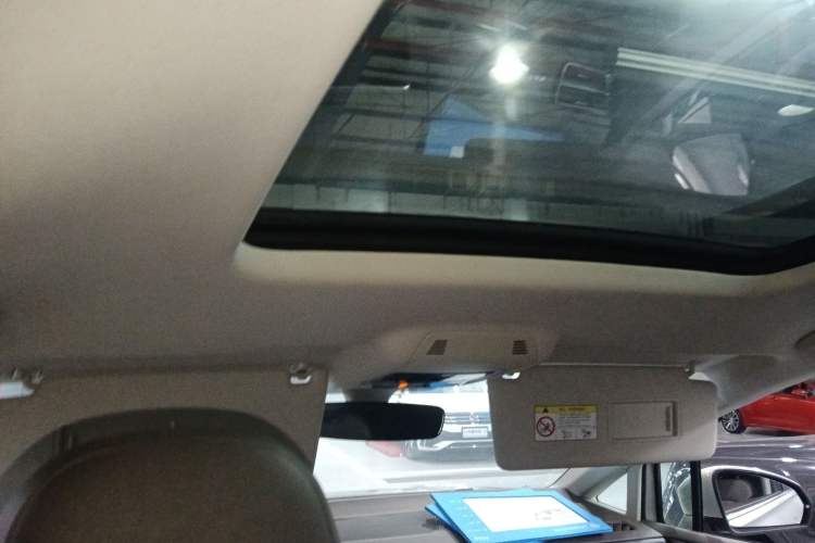 Used Volkswagen Viloran 2024 330TSI Luxury Edition Headliner