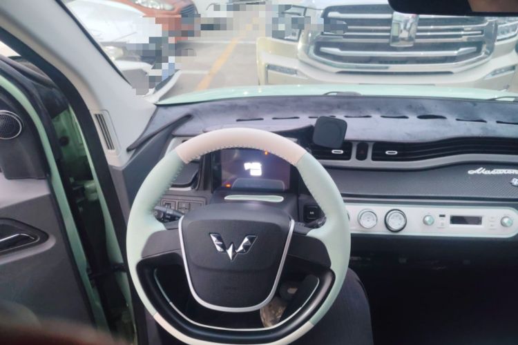 Used Wuling Hongguang MINIEV 2020 Enjoyment Model Lithium Iron Phosphate Steering Wheel