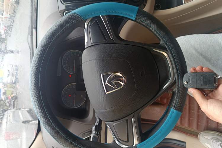 Used Baojun 730 2014 1.5L manual Comfort version 7 seats
