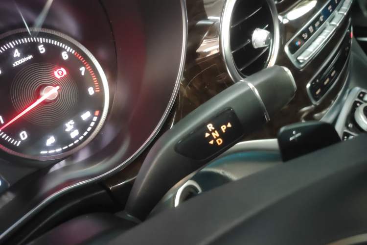 Used Mercedes-Benz V-Class 2018 V 260 Prestige Edition China V
