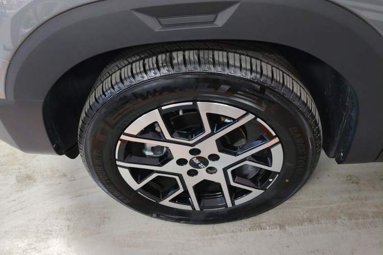 Used BAIC Off-Road BJ30 2026 Model Traveler 1.5T DCT Two-Wheel Drive Seven-Seat Version
