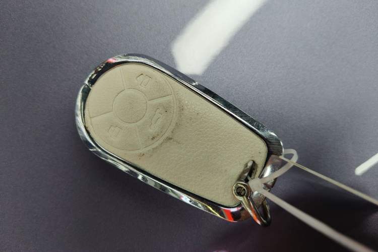 Used ORA Lightning Cat 2022 555 km Luxury Edition Interior 1