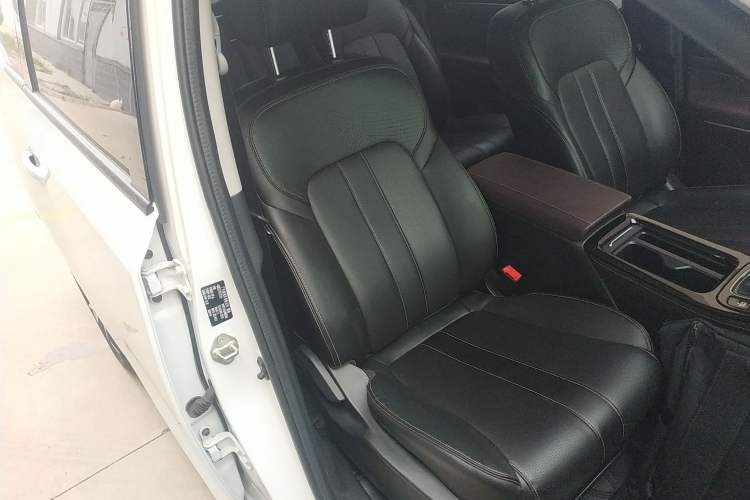 Used GAC Trumpchi M6 2023 PRO 270T DCT Luxury Edition Right Front Seat