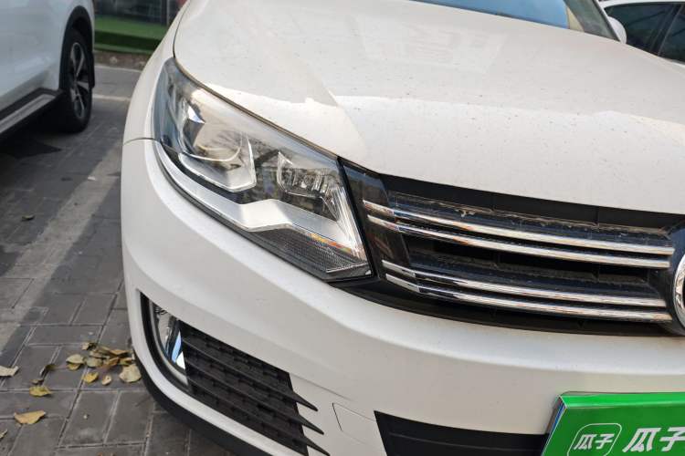 Used Volkswagen Tiguan L 2016 280TSI Automatic Two-Wheel-Drive Silk Road Style Edition
