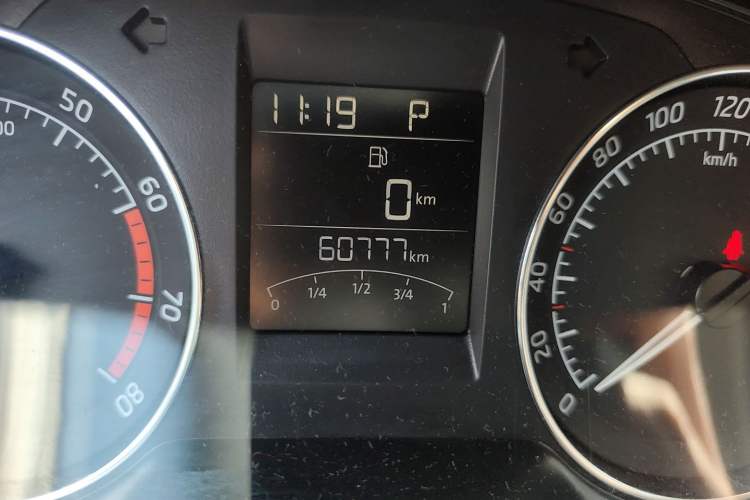 Used Skoda Rapid Spaceback 2014 1.6L Automatic Enjoyment Edition
