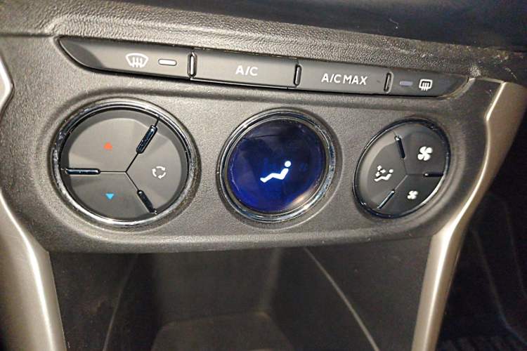 Used Citroen C3-XR 2015 1.6L Automatic Pioneer Model
