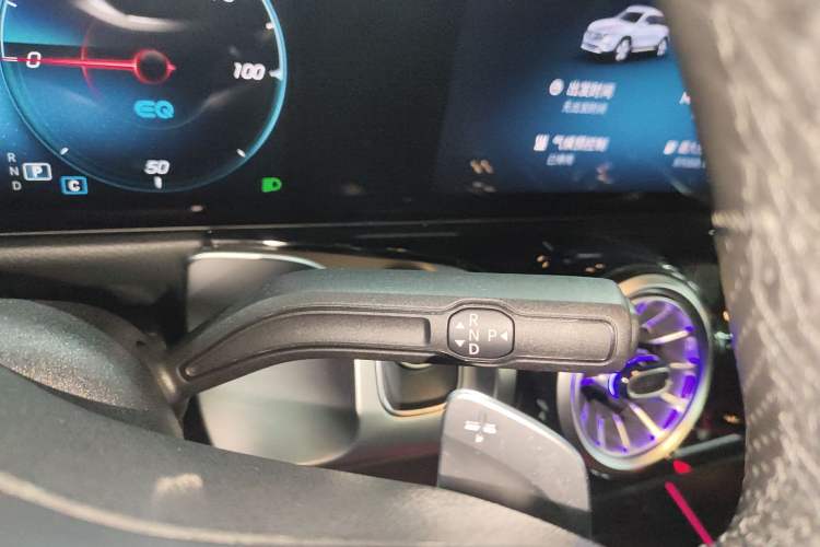 Used Mercedes-Benz EQB 2022 EQB 350 4MATIC First Edition Special Version Gear Lever