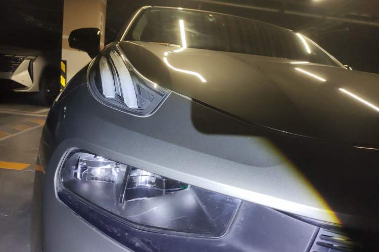 Used Lynk & Co 03 2021 2.0TD Automatic Jing Plus Right Front Headlight