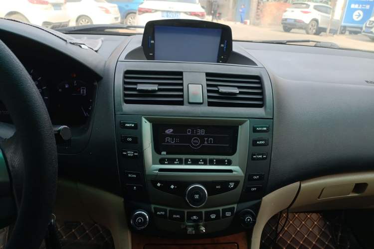 Used BYD F6 2009 New Wealth Edition 2.0L Manual Comfort Model
