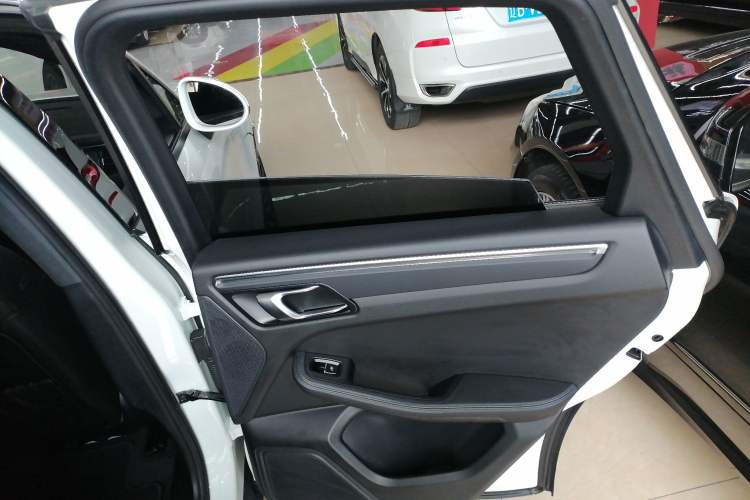 Used Porsche Macan 2018 Macan 2.0T
