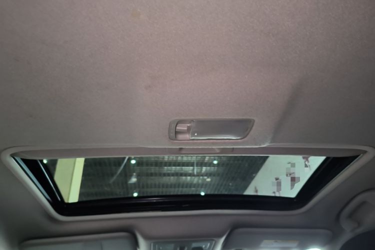 Used Nissan Tiida 2016 1.6L CVT Cool Dynamic Edition