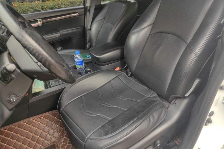 Used Kia Borrego 2013 3.8L Luxury Edition China V standard Left Front Seat