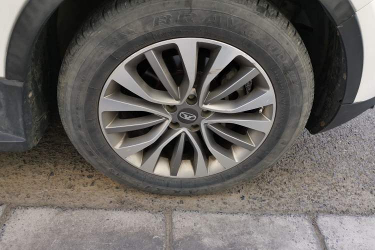 Used Cowin X5 2017 1.5T Manual Flagship Model
