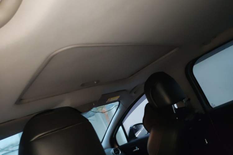 Used Peugeot 3008 2015 2.0L Automatic Trend Edition
