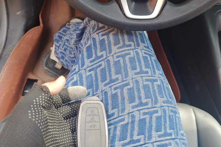 Used Toyota Corolla 2019 Dual-Engine 1.8L E-CVT GL-i Elite Edition Vehicle Key