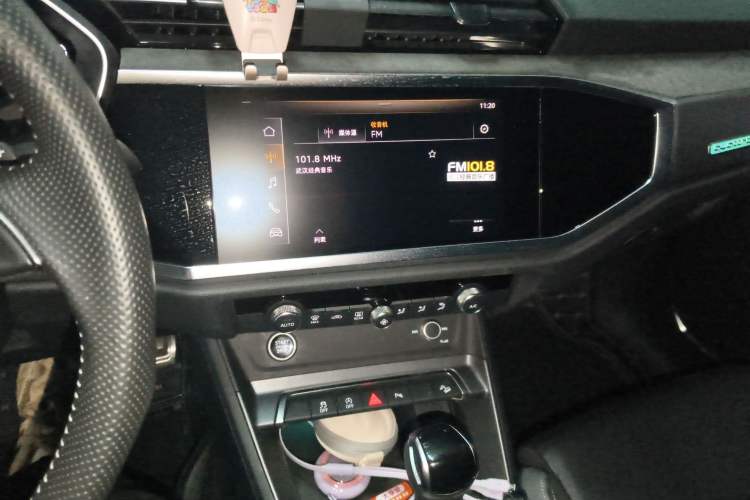 Used Audi Q3 2020 45 TFSI quattro Fashion Dynamic Model Audio And AC Panel