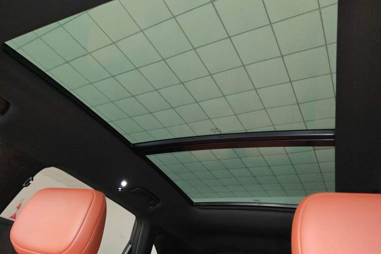 Used Wuling Xingguang S 2025 Model, 130km Flagship Edition