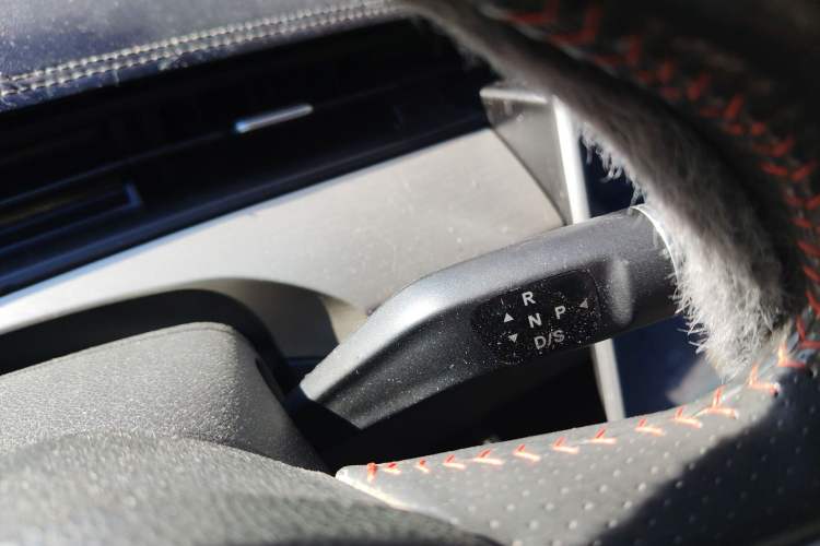 Used NETA V 2022 Long-Range Industry Custom Edition
