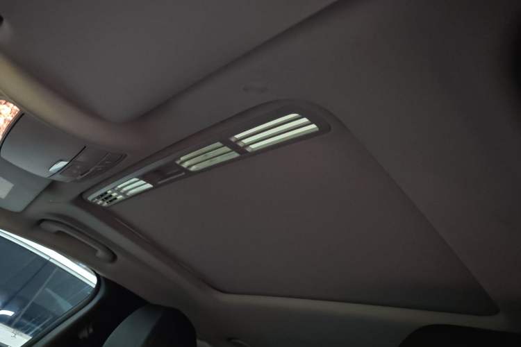 Used Mercedes-Benz CLS 2018 CLS 300 Luxury Model
