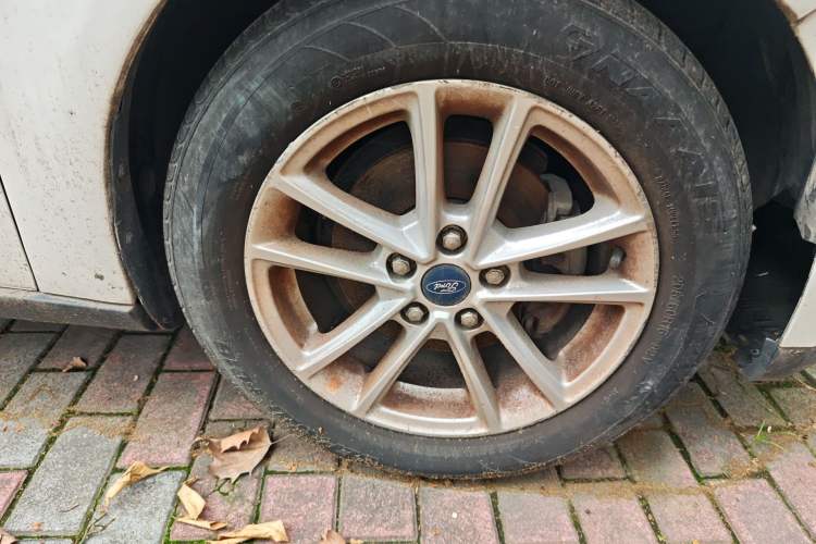 Used Ford Focus 2017 Sedan 1.6L Automatic Fashion Edition Smart Drive Version