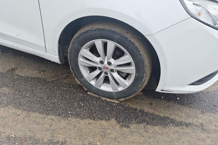 Used Roewe 360 2015 1.5L Automatic Luxury Edition