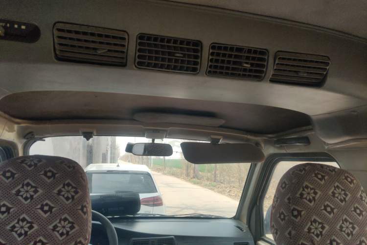 Used Wuling Rongguang 2011 1.2L Base Version