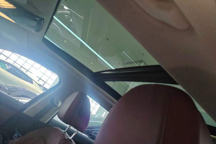 Used BMW i3 2024 eDrive 35 L
