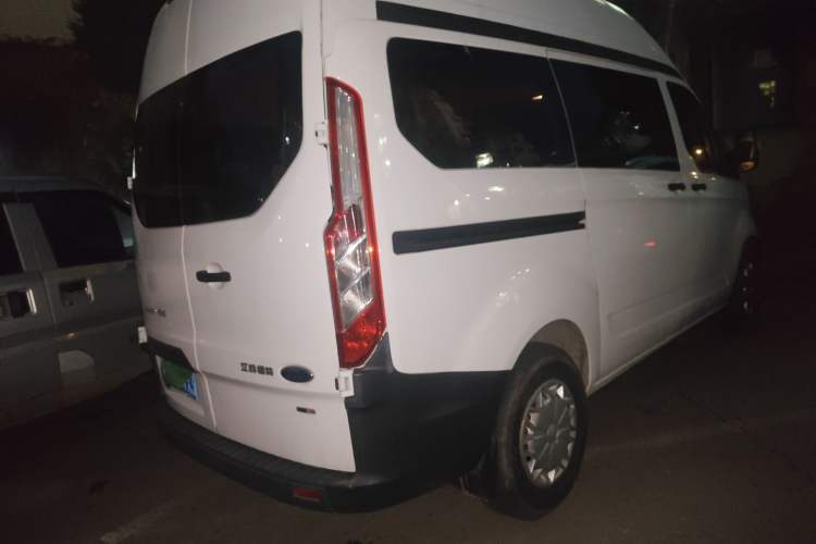 Used Ford Transit 2017 2.0T Diesel Multi-Purpose Commercial Vehicle Short Wheelbase Mid-Roof China IV Standard Rear Right 45 Deg