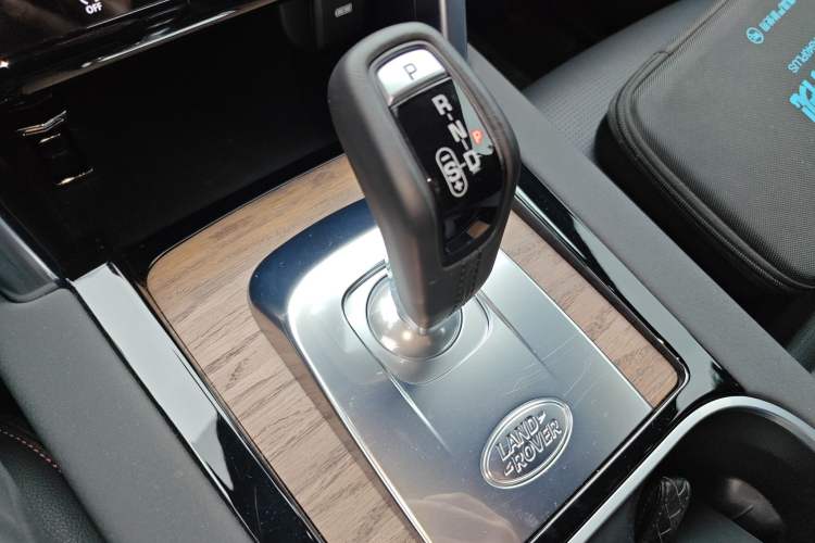 Used Land Rover Discovery Sport 2020 249 PS R-Dynamic Performance Edition
