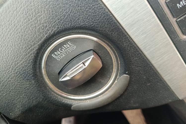 Used Volkswagen FAW-Volkswagen CC 2013 1.8TSI Luxury Model
