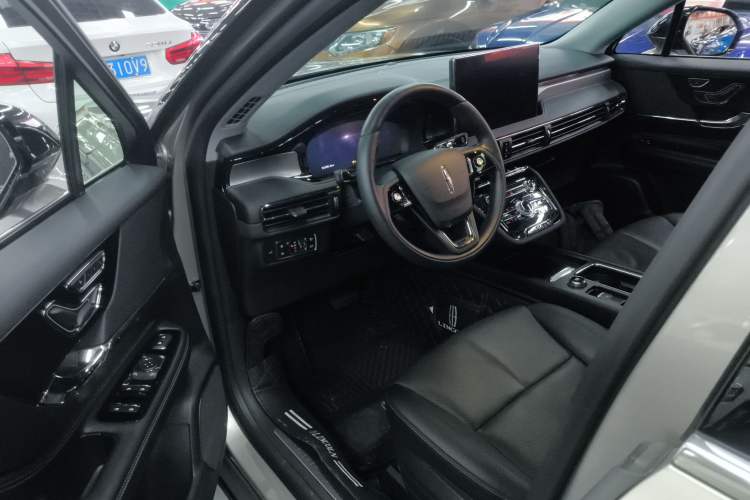 Used Lincoln Corsair 2022 Revised Version 2.0T Two-Wheel Drive Luxury Edition
