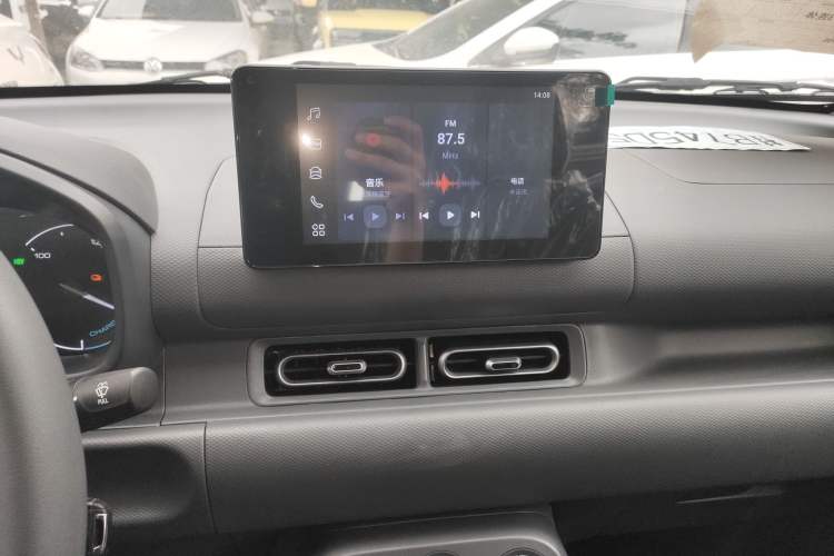 Used Wuling Hongguang New Energy 2025 Extended-Range Hybrid 50KM Comfort Version