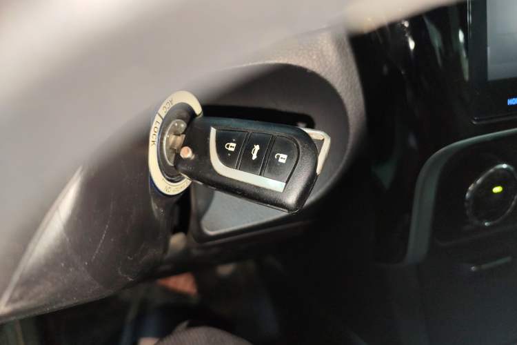 Used Toyota Corolla 2017 Revised Version 1.2T S-CVT GL-i Interior 1