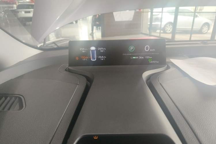 Used Toyota bZ3 2024 517 km Elite PRO Instrument Cluster