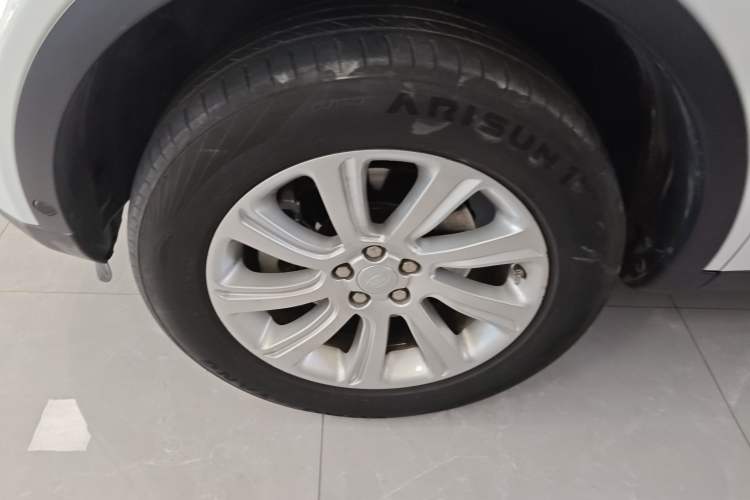 Used Land Rover Discovery Sport 2018 240 PS SE Version
