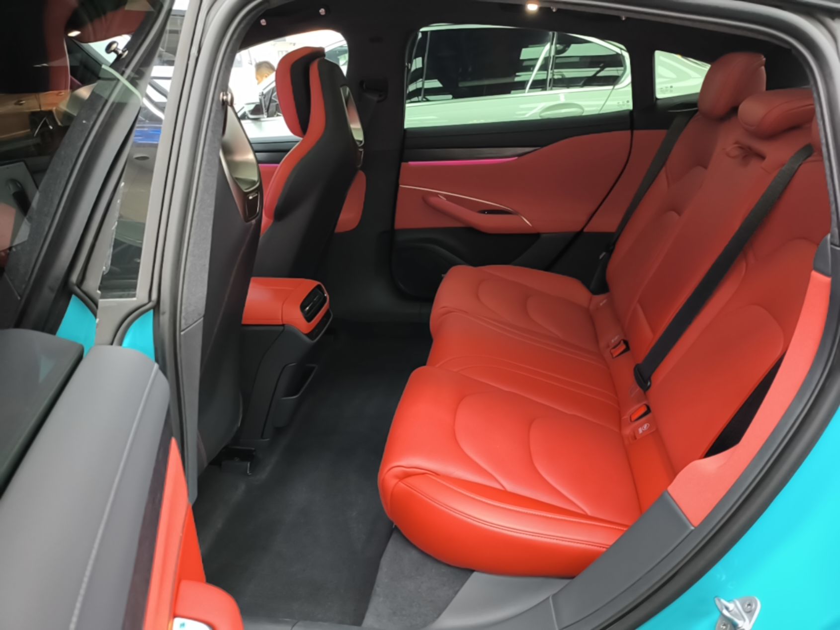 Xiaomi Auto SU7 2024 Rear-Drive Long-Range Intelligent Driving Version — снимка 20