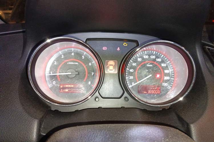 Used Bestune B50 2013 1.6L manual luxury version
