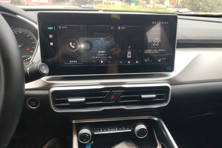 Used Geely Auto Coolray 2023 1.5T DCT Platinum Edition
