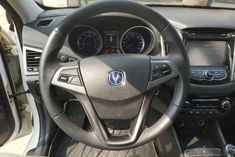 Used CHANGAN Eado 2015 1.6L Manual Junku Model China V Standard Steering Wheel