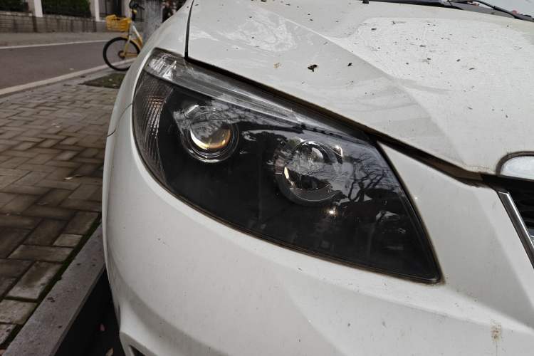 Used BYD S6 2014 2.0L Manual Luxury 5-Seater
