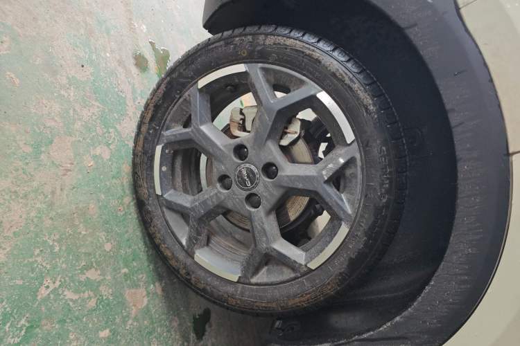 Used BYD Seagull 2025 305 km Free Version Right Rear Wheel Hub